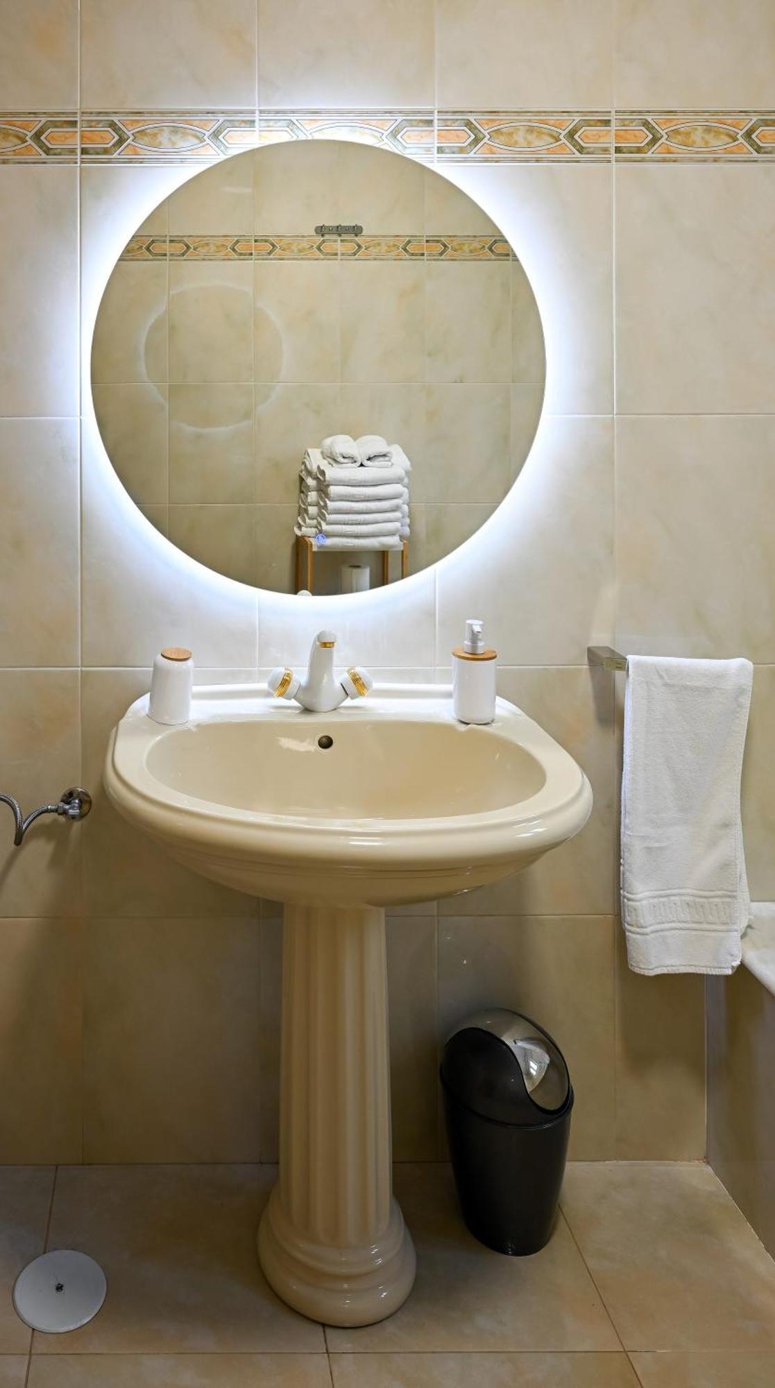 Costas De Apartment